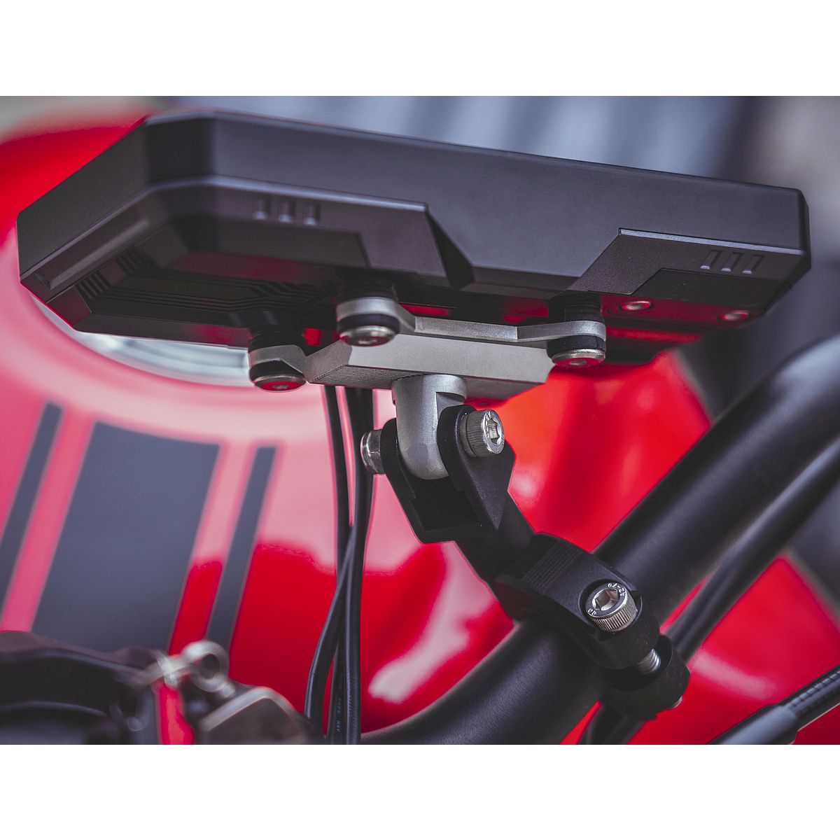 (image for) Carplay Navigator N1 Pro - dual cameras (optional TPMS) - Click Image to Close