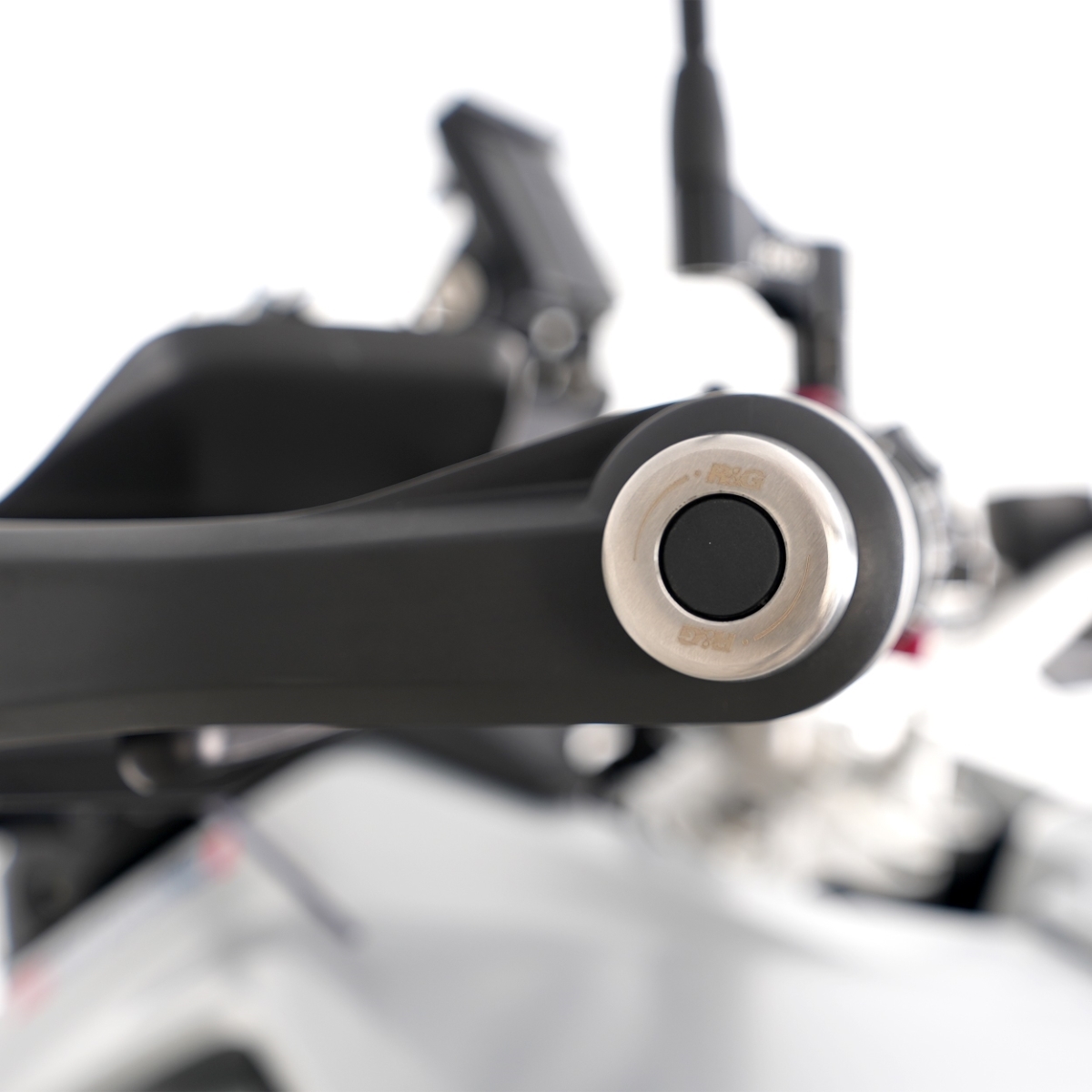 (imagen para) Topes Manillar, Acero Inoxidable - BMW F850GS 2022 en adelante, F900GSA 2024 en adelante (con guardamanos originales)