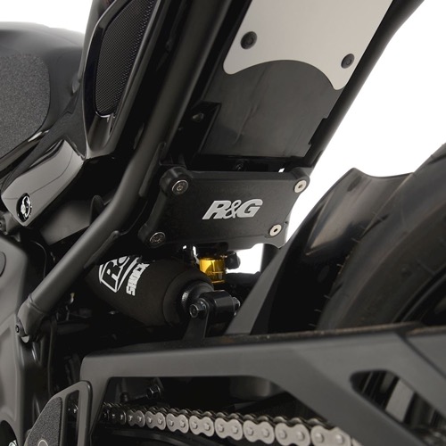 (image for) Rear Footrest Blanking Plate (1) Central - Yamaha XSR900 2022+