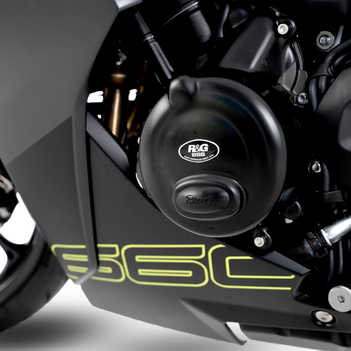 (imagen para) Tapa Protectora del Generador "Race" (IZQ) - Triumph Tiger 660 Sport 2022 en adelante / Trident 660 2021 en adelante / Daytona 660 2024 en adelante