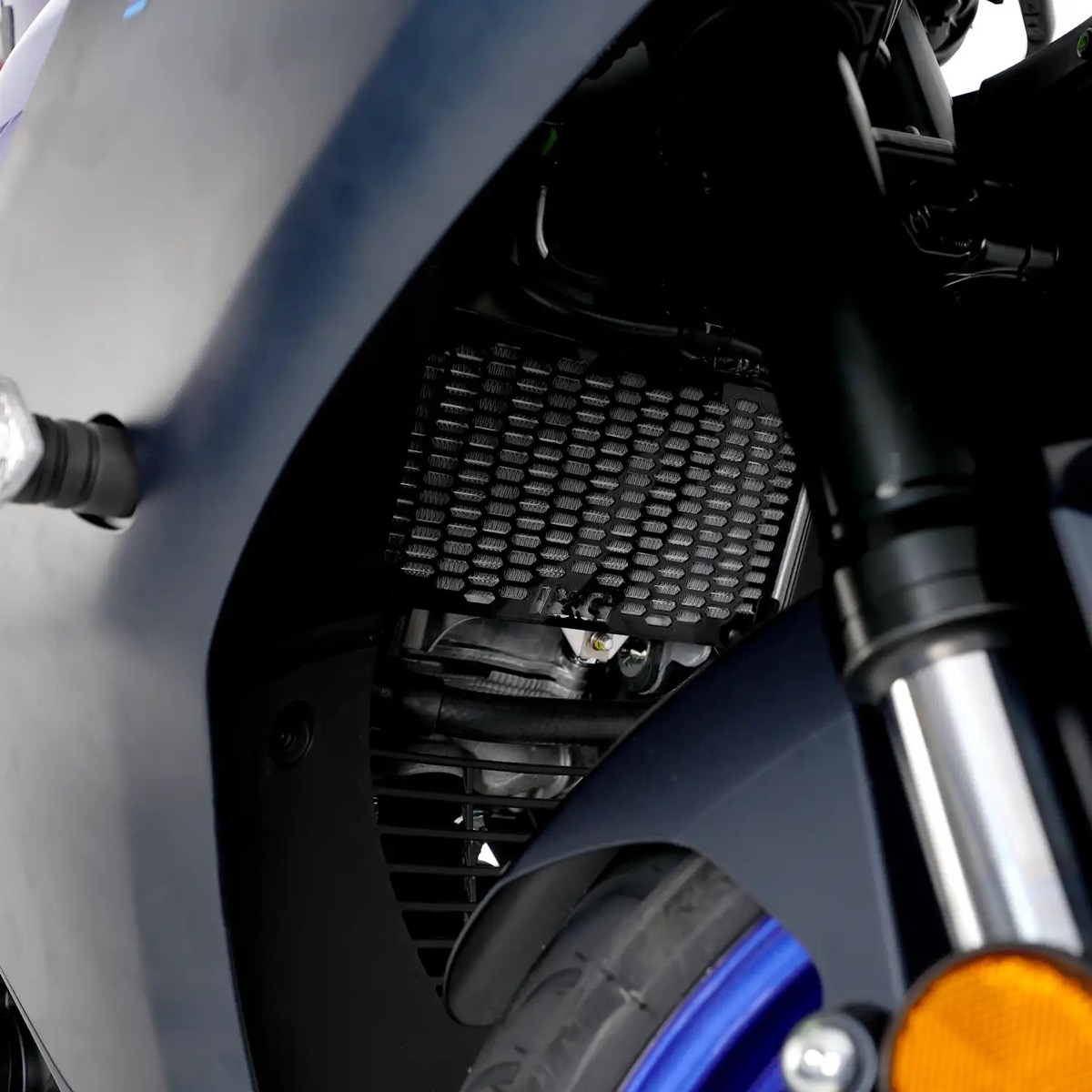 (imagen para) Protector de Radiador Pro - Yamaha YZF-R125 2022 en adelante, MT-125 2020 en adelante, XSR125 2021 en adelante