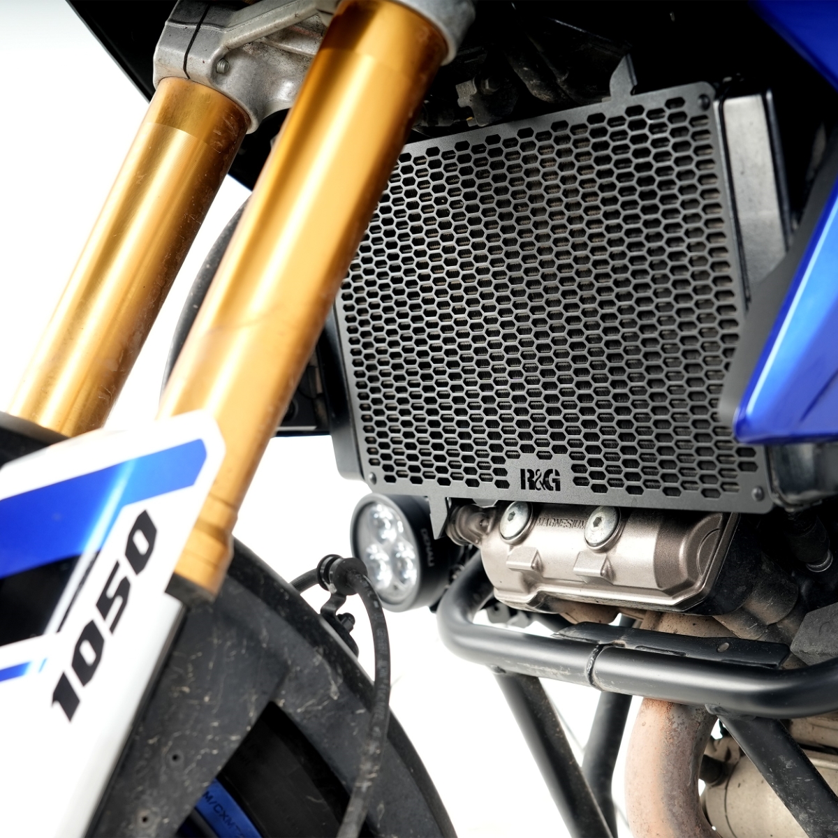 (image for) Pro Radiator Guard Black - Suzuki DL 1050 (XT) (DE) 2020 onwards